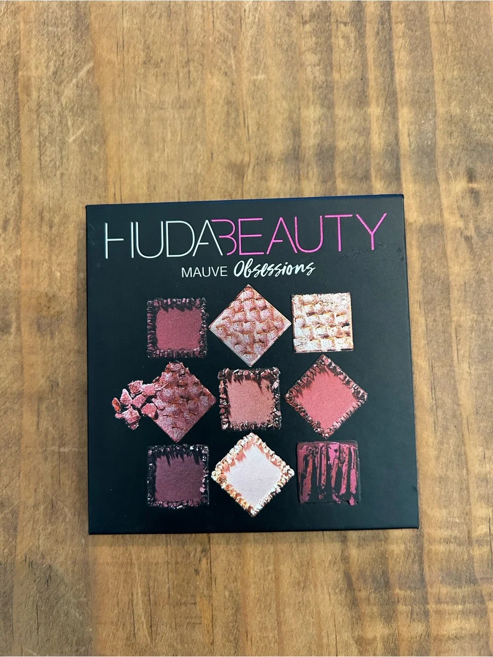 HUDA BEAUTY Mauve Obsessions Eyeshadow Palette - Mauve, Rose, Shimmer